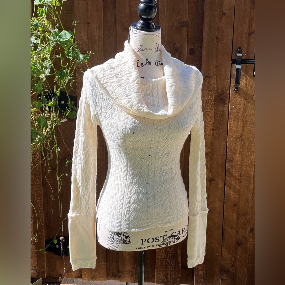 Free People Cowl Neck Sweater Knit Top in Sugar Swirl Cream Size XS NWT